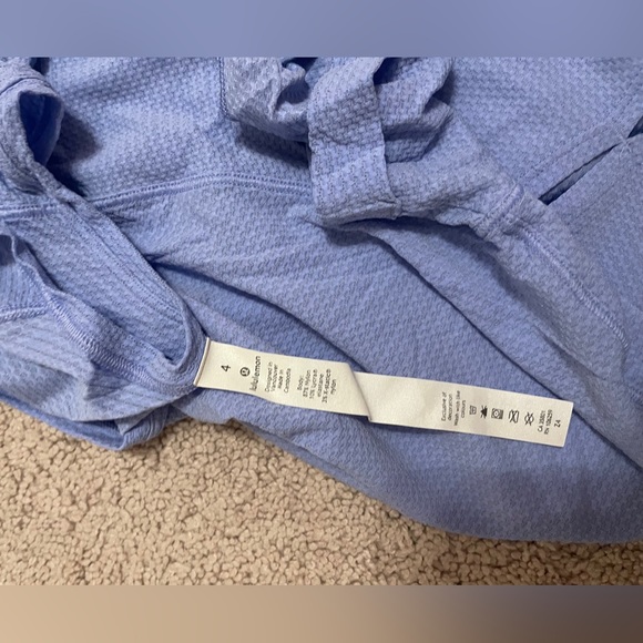 Shortsleeved shirt from lululemon - Picture 3 of 3